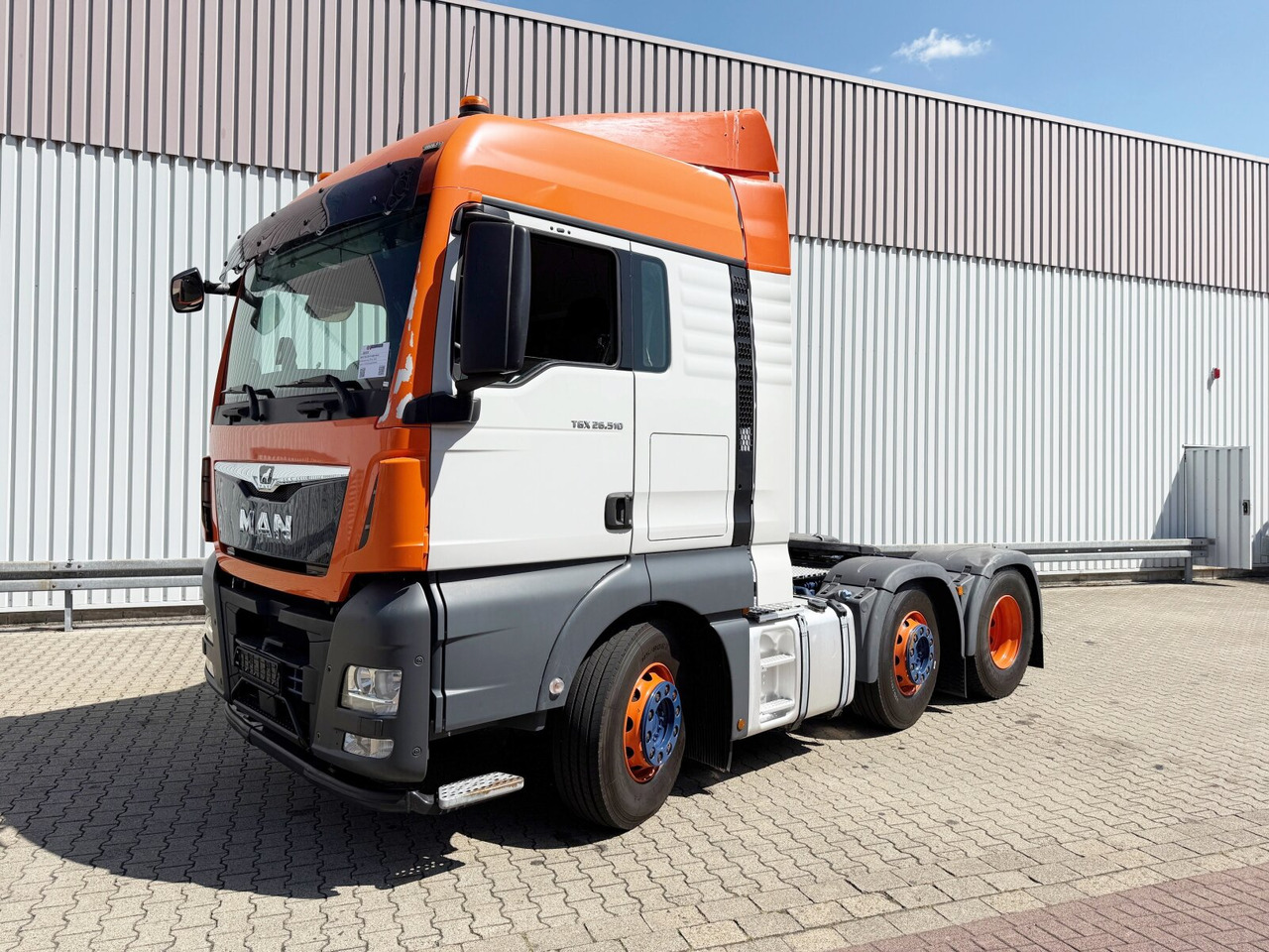 MAN TGX 26.510 6X2/4 BLS TGX 26.510 6X2/4 BLS, Intarder, Vorlauflenk-/lift, XLX-Fahrerhaus, Standklima - Sadulveok: pilt 1 MAN TGX 26.510 6X2/4 BLS TGX 26.510 6X2/4 BLS, Intarder, Vorlauflenk-/lift, XLX-Fahrerhaus, Standklima - Sadulveok: pilt 1