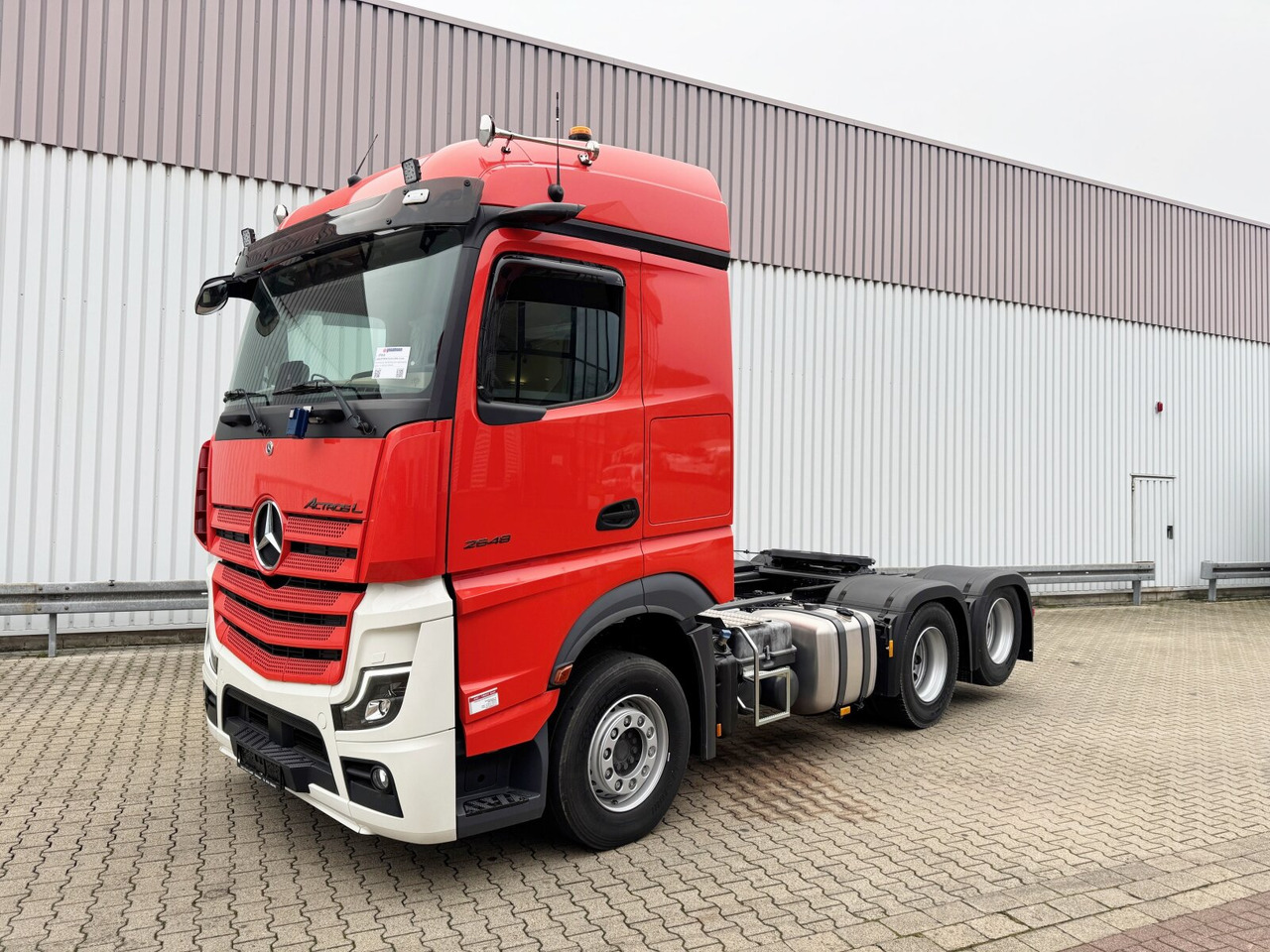 Mercedes-Benz Actros 2648 LS 6x2 Actros 2648 LS 6x2, Retarder, Liftachse, MirrorCam, StreamSpace, Navi, LED - Sadulveok: pilt 1 Mercedes-Benz Actros 2648 LS 6x2 Actros 2648 LS 6x2, Retarder, Liftachse, MirrorCam, StreamSpace, Navi, LED - Sadulveok: pilt 1