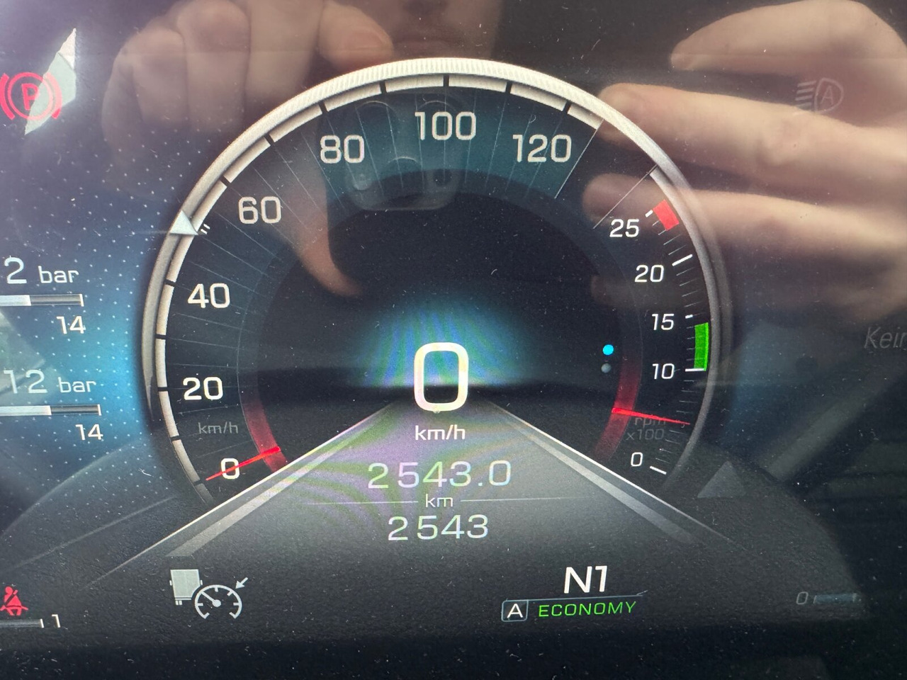 Mercedes-Benz Actros 2648 LS 6x2 Actros 2648 LS 6x2, Retarder, Liftachse, MirrorCam, StreamSpace, Navi, LED - Sadulveok: pilt 4 Mercedes-Benz Actros 2648 LS 6x2 Actros 2648 LS 6x2, Retarder, Liftachse, MirrorCam, StreamSpace, Navi, LED - Sadulveok: pilt 4