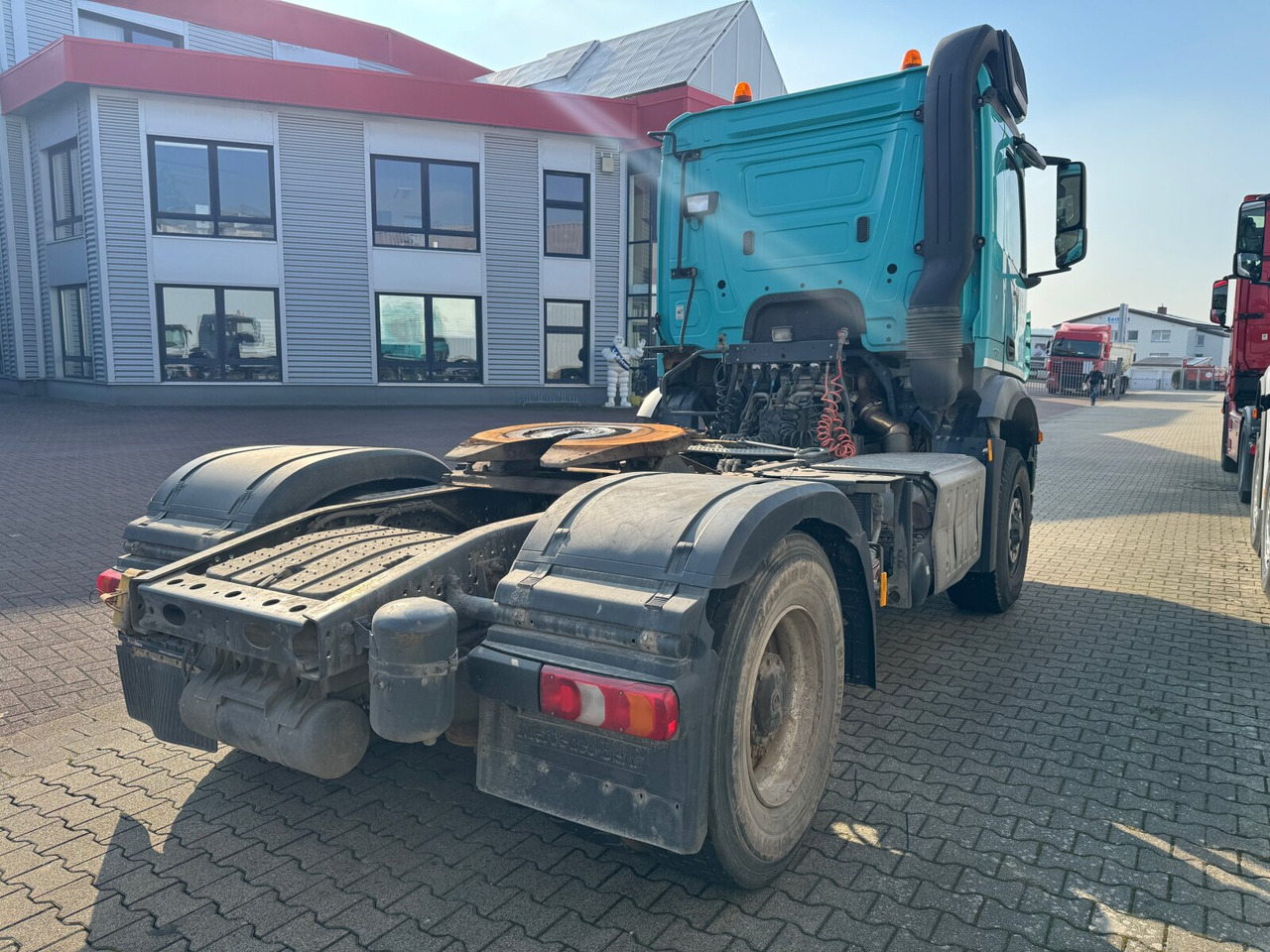 Mercedes-Benz Arocs 1842 LS 4x4 HAD Arocs 1842 LS 4x4 HAD, HydroDrive, Kipphydraulik - Sadulveok: pilt 3 Mercedes-Benz Arocs 1842 LS 4x4 HAD Arocs 1842 LS 4x4 HAD, HydroDrive, Kipphydraulik - Sadulveok: pilt 3