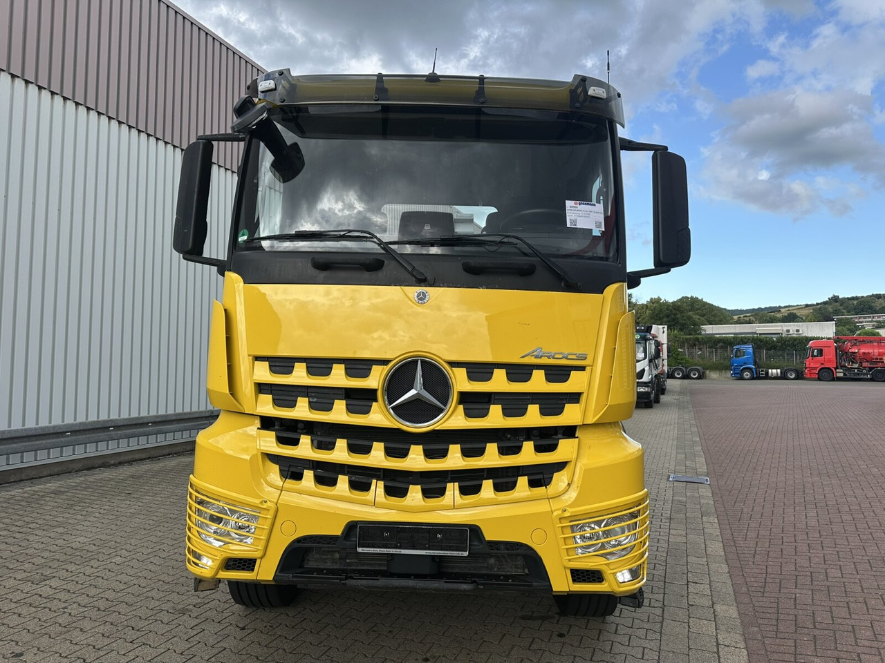 Sadulveok Mercedes-Benz Arocs 1851 LS 4x4 HAD Arocs 1851 LS 4x4 HAD, Hydraulik, Navi, MultimediaCockpit: pilt 8