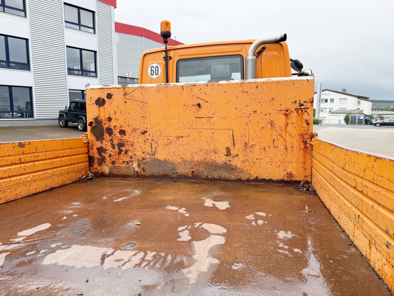 Unimog U 20 4x4 U 20 4x4, Kipper, Zapfwelle, Winterdienstausstattung, 2x AHK - Tarbesõiduk: pilt 5 Unimog U 20 4x4 U 20 4x4, Kipper, Zapfwelle, Winterdienstausstattung, 2x AHK - Tarbesõiduk: pilt 5