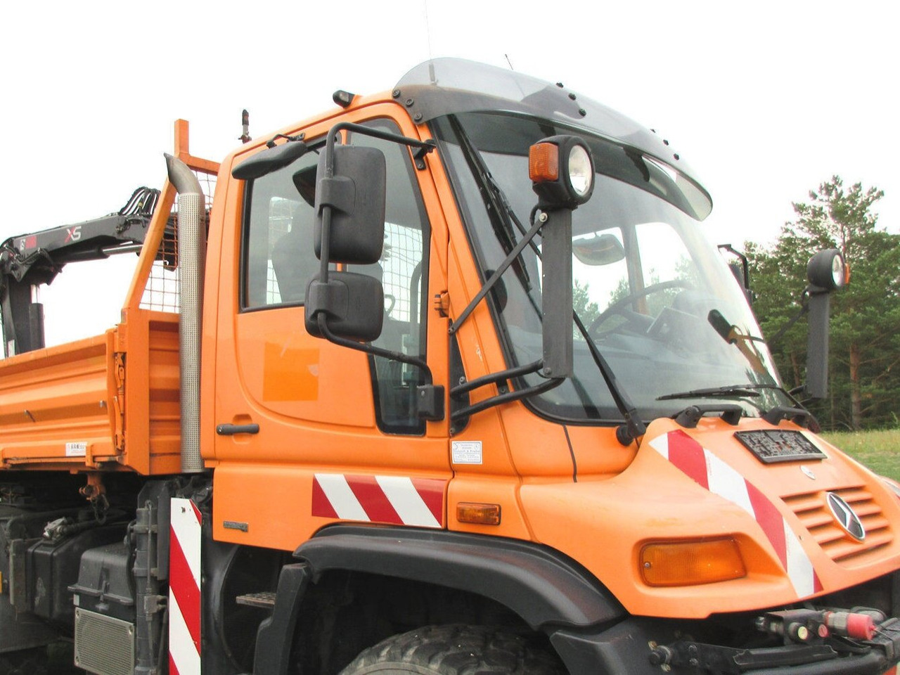 Unimog U500 4x4 U500 4x4 405/40, HIAB 077-1 HI DUO Funk - Tarbesõiduk: pilt 3 Unimog U500 4x4 U500 4x4 405/40, HIAB 077-1 HI DUO Funk - Tarbesõiduk: pilt 3