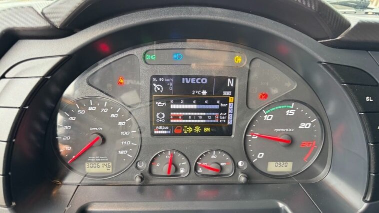 Trakker 460 8x4 - Kallurauto: pilt 3 Trakker 460 8x4 - Kallurauto: pilt 3