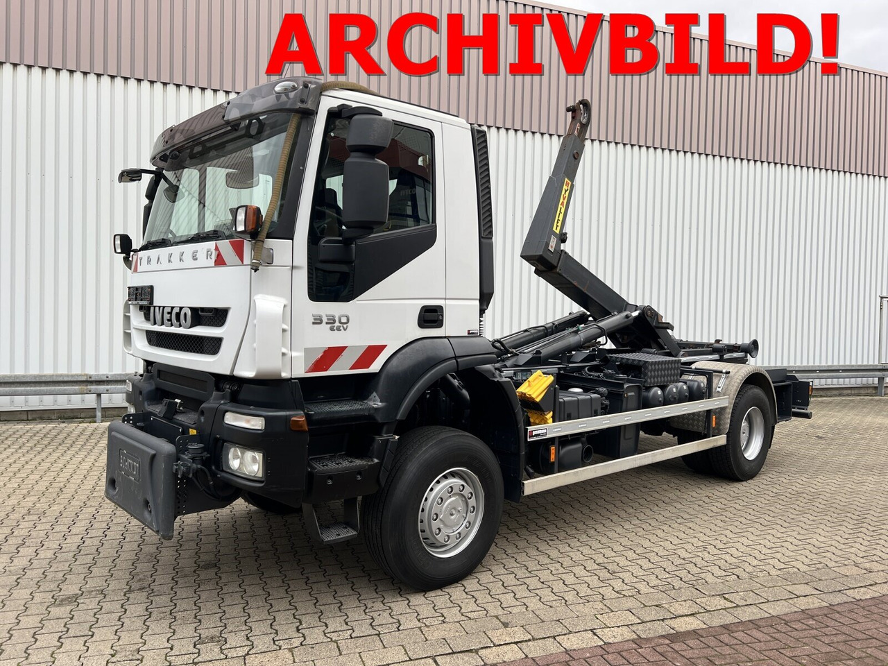 Trakker AD190T33WP 4x4 Trakker AD190T33WP 4x4, Winterdienstausstattung - Konkstõstukiga veoauto: pilt 1 Trakker AD190T33WP 4x4 Trakker AD190T33WP 4x4, Winterdienstausstattung - Konkstõstukiga veoauto: pilt 1
