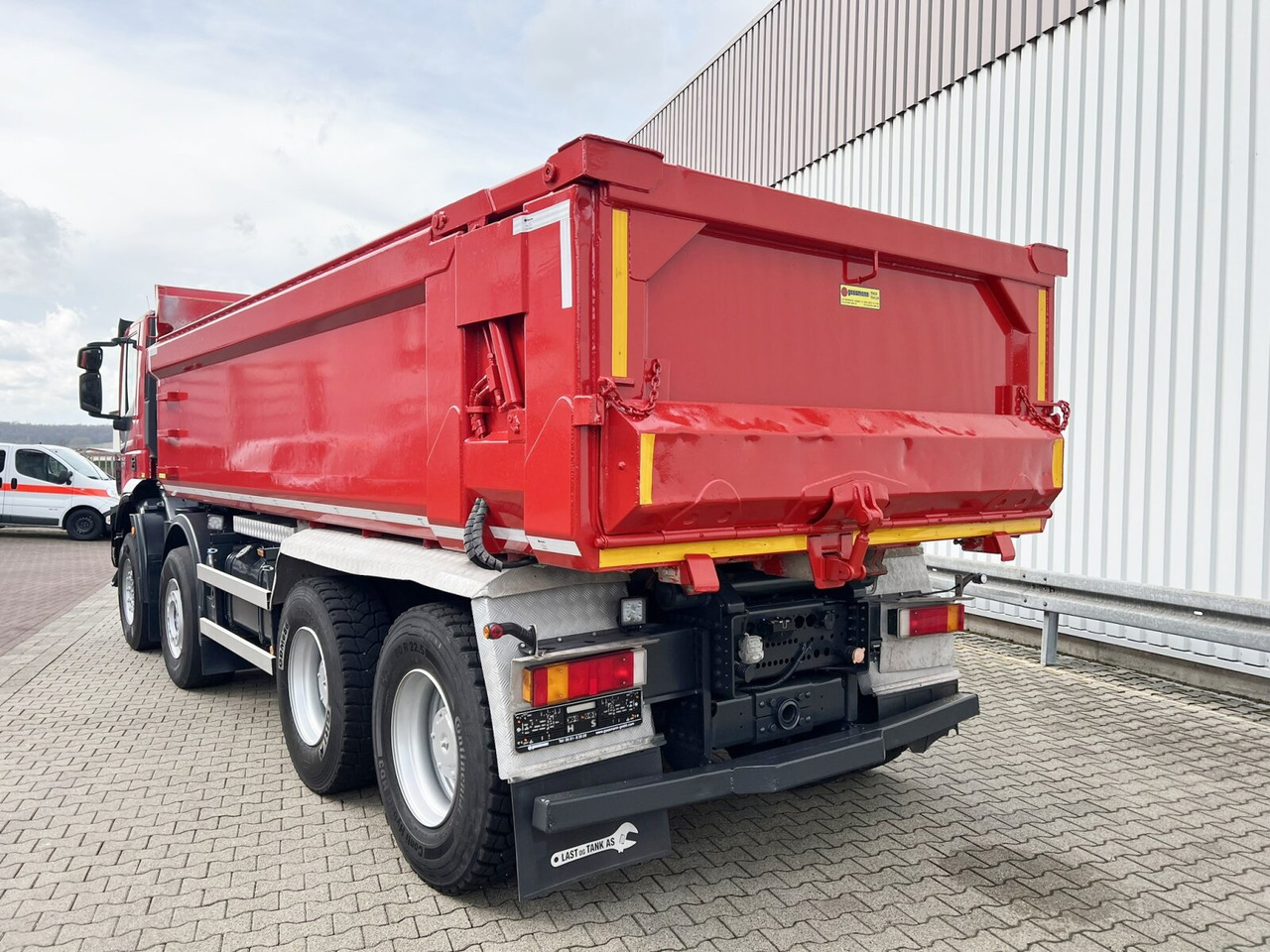 Kallurauto Trakker AD410T50 8x4 Trakker AD410T50 8x4, Stahlmulde ca. 16m³, hydr. Heckklappe: pilt 10