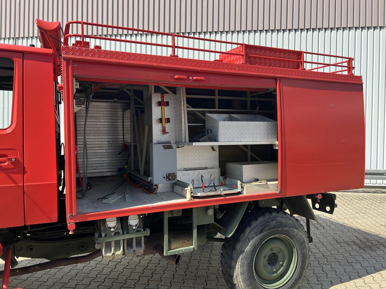 Tuletõrjeauto Unimog U 1300 L 435/11 4x4 U 1300 L 435/11 4x4, -Feuerwehr: pilt 6