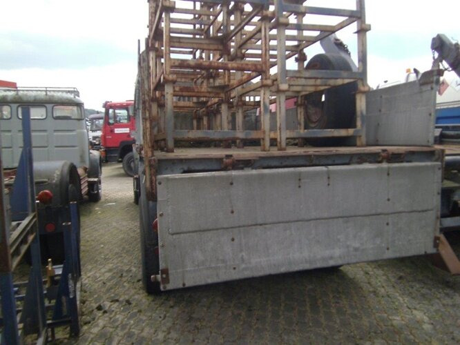 V5 4x2 Saurer V5 4x2 - Kallurauto: pilt 3 V5 4x2 Saurer V5 4x2 - Kallurauto: pilt 3