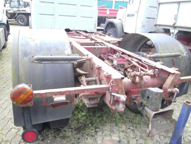 V5 4x2 Saurer V5 4x2 - Kabiinišassiiga veoauto: pilt 3 V5 4x2 Saurer V5 4x2 - Kabiinišassiiga veoauto: pilt 3