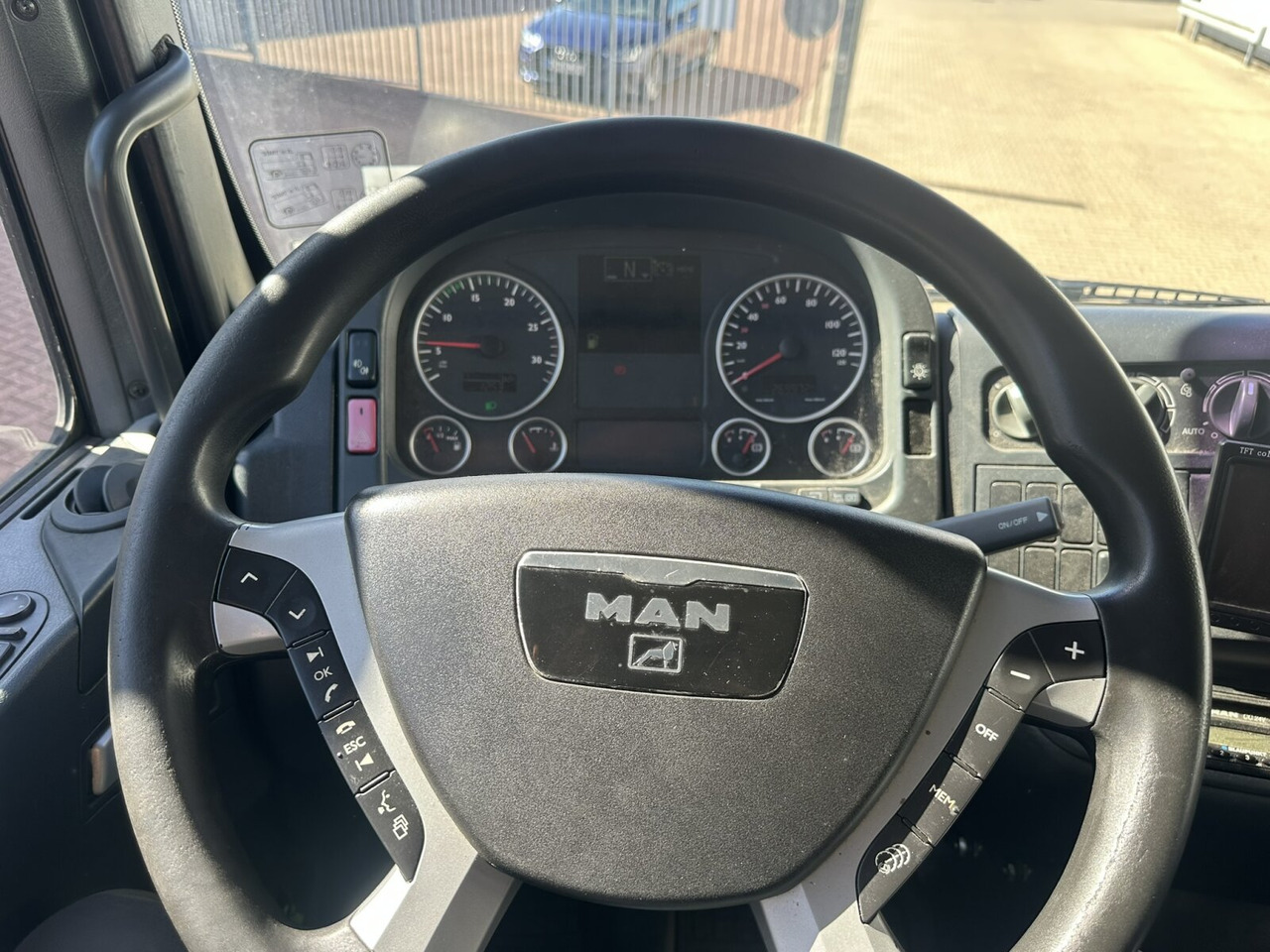 MAN TGA 18.360 LL 4x2 TGA 18.360 LL 4x2, Fahrschule - Veoauto: pilt 5 MAN TGA 18.360 LL 4x2 TGA 18.360 LL 4x2, Fahrschule - Veoauto: pilt 5