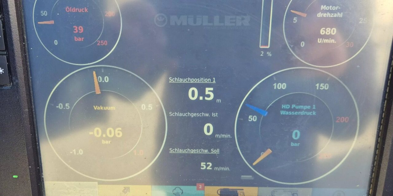 Mercedes-Benz Arocs 1843 L 4x2 Arocs 1843 L 4x2, Müller Canalmaster ca. 8m³, Standheizung, Funk - Veoauto: pilt 2 Mercedes-Benz Arocs 1843 L 4x2 Arocs 1843 L 4x2, Müller Canalmaster ca. 8m³, Standheizung, Funk - Veoauto: pilt 2