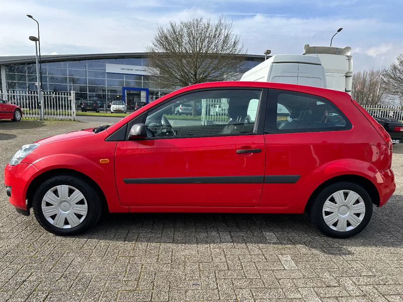 Ford Fiesta TDCi 1.4 + AIRCO + CARPLAY + REAR CAMERA + 194.511 KM - Luukpära: pilt 2 Ford Fiesta TDCi 1.4 + AIRCO + CARPLAY + REAR CAMERA + 194.511 KM - Luukpära: pilt 2