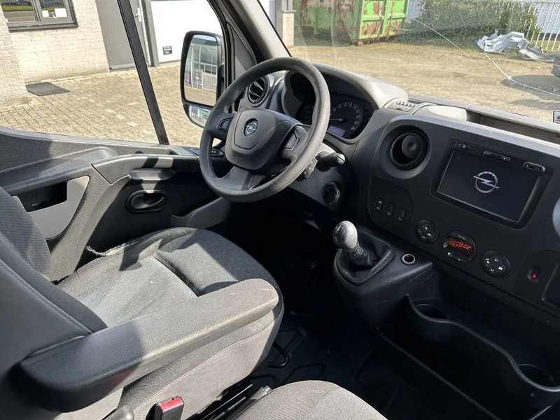 Interior photo 2: Kaubik Opel Movano MOVANO 2.3 CDTI + L3H3 + NAVI + CAMERA + AIRCO + APK/TUV