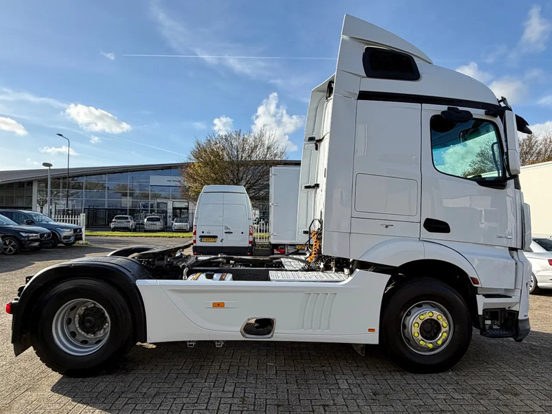 Mercedes-Benz Actros 1845 RETARDER + KIPPER HYDRAULIC + EURO 6 + AIRCO - Sadulveok: pilt 5 Mercedes-Benz Actros 1845 RETARDER + KIPPER HYDRAULIC + EURO 6 + AIRCO - Sadulveok: pilt 5