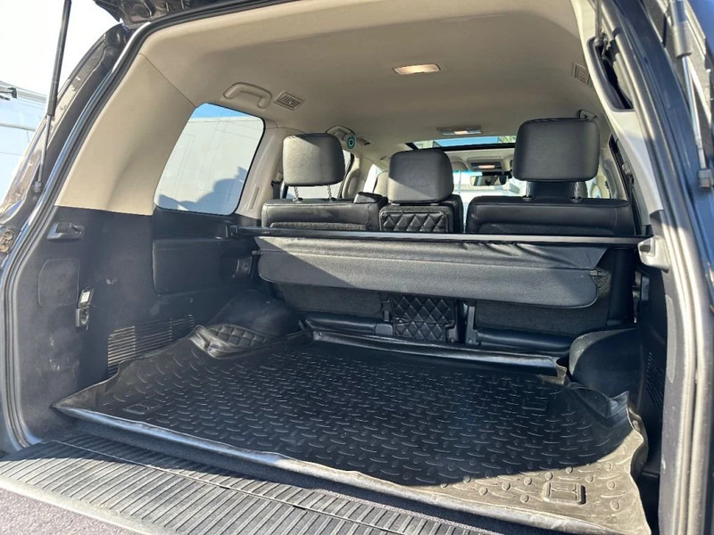 Toyota Land Cruiser V8 LAND CRUISER 200 V8 + CAMERA 360 + FRIDGE + DIESEL + ONLY EXPORT - Maastur: pilt 4 Toyota Land Cruiser V8 LAND CRUISER 200 V8 + CAMERA 360 + FRIDGE + DIESEL + ONLY EXPORT - Maastur: pilt 4