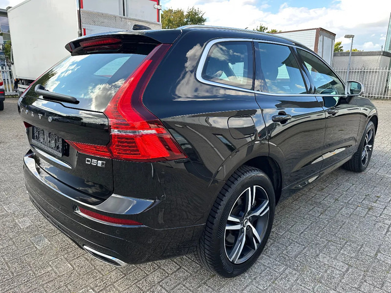 Volvo XC60 D5 AWD + R-DESIGN + ALCANTARA + CAMERA + NAVI - Auto: pilt 5 Volvo XC60 D5 AWD + R-DESIGN + ALCANTARA + CAMERA + NAVI - Auto: pilt 5
