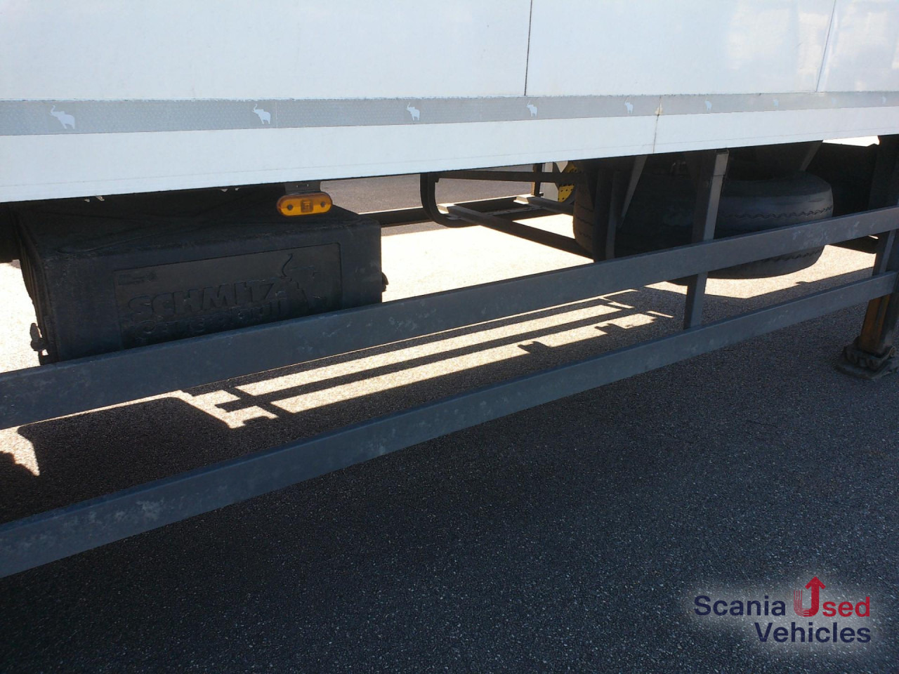 SCHMITZ FD-Aufbau m. Carrier Vector 1550 nur 5516 h - Külmutiga poolhaagis: pilt 5 SCHMITZ FD-Aufbau m. Carrier Vector 1550 nur 5516 h - Külmutiga poolhaagis: pilt 5
