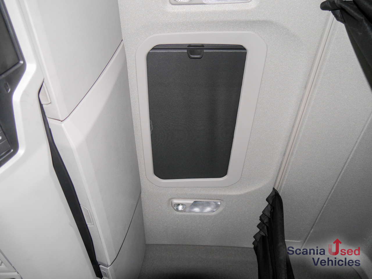 SCANIA R 410 B6x2*4NB - Pritsche / Plane / LBW - - Tent veoauto: pilt 4 SCANIA R 410 B6x2*4NB - Pritsche / Plane / LBW - - Tent veoauto: pilt 4