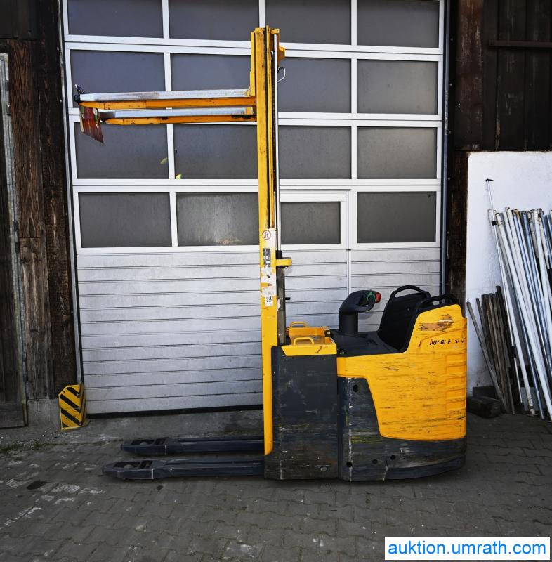 Jungheinrich ERD220 / ERD 220 Hochhubwagen Doppelstock Hubwagen Ameise Elektro Stapler Initialhub Freihub Batterie aus 2023 - Tellimusekoostur: pilt 2 Jungheinrich ERD220 / ERD 220 Hochhubwagen Doppelstock Hubwagen Ameise Elektro Stapler Initialhub Freihub Batterie aus 2023 - Tellimusekoostur: pilt 2