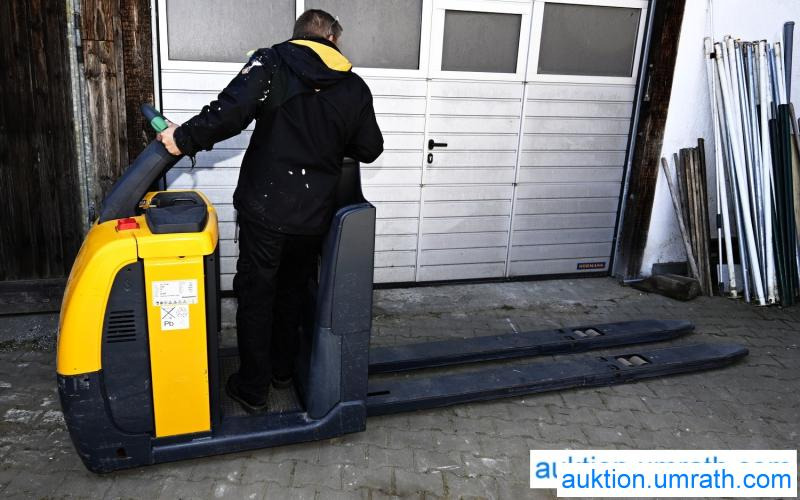 Kommissionierer Jungheinrich ECE 225 mit 72 Betriebsstunden Hubwagen Ameise Elektrohubwagen - Tellimusekoostur: pilt 3 Kommissionierer Jungheinrich ECE 225 mit 72 Betriebsstunden Hubwagen Ameise Elektrohubwagen - Tellimusekoostur: pilt 3