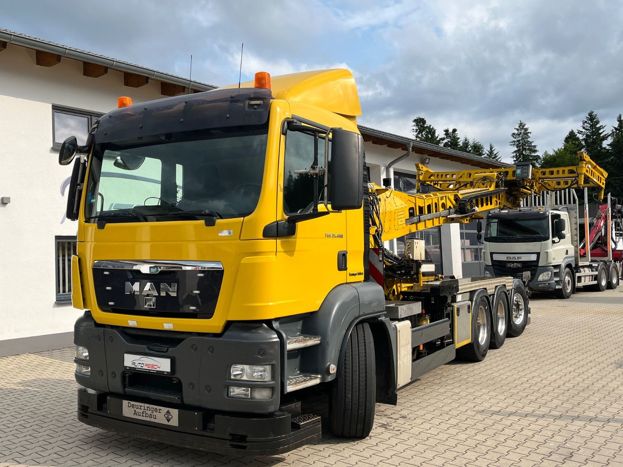 MAN TGS 35.480 8x4-4BL Deuringer Garagentransporter - Kraanaga veoauto: pilt 1 MAN TGS 35.480 8x4-4BL Deuringer Garagentransporter - Kraanaga veoauto: pilt 1
