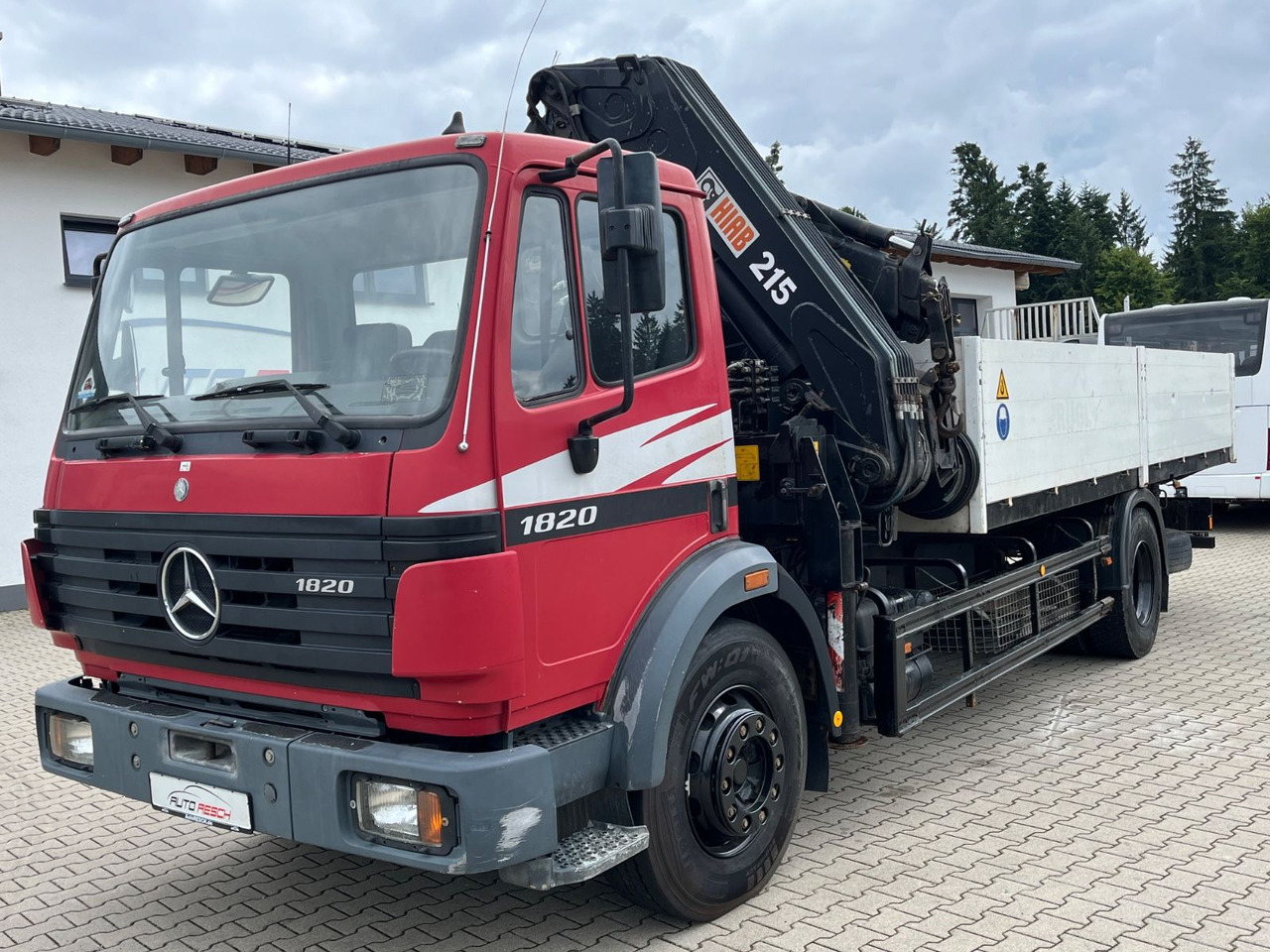 Mercedes-Benz SK 1820 mit HIAB 215-5 mit Jib und Winde - Madelveok/ Platvormveok, Kraanaga veoauto: pilt 4 Mercedes-Benz SK 1820 mit HIAB 215-5 mit Jib und Winde - Madelveok/ Platvormveok, Kraanaga veoauto: pilt 4