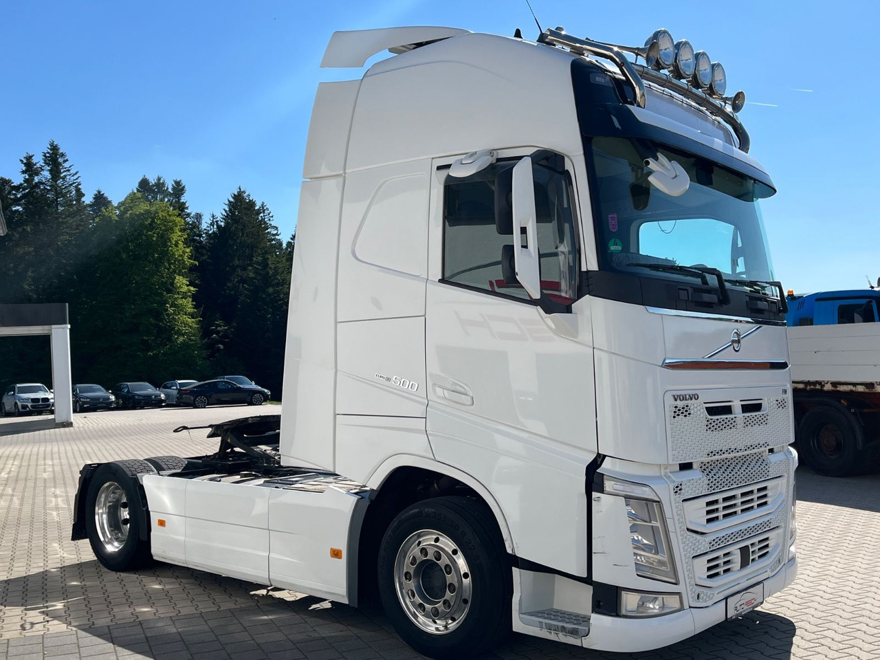 Volvo FH 500 Lowdeck Mega Standklima NAVI - Sadulveok: pilt 3 Volvo FH 500 Lowdeck Mega Standklima NAVI - Sadulveok: pilt 3