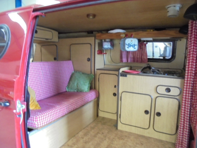 VOLKSWAGEN T3 Syncro 4X4 1.9 TD Wie neu! - Campervan: pilt 5 VOLKSWAGEN T3 Syncro 4X4 1.9 TD Wie neu! - Campervan: pilt 5