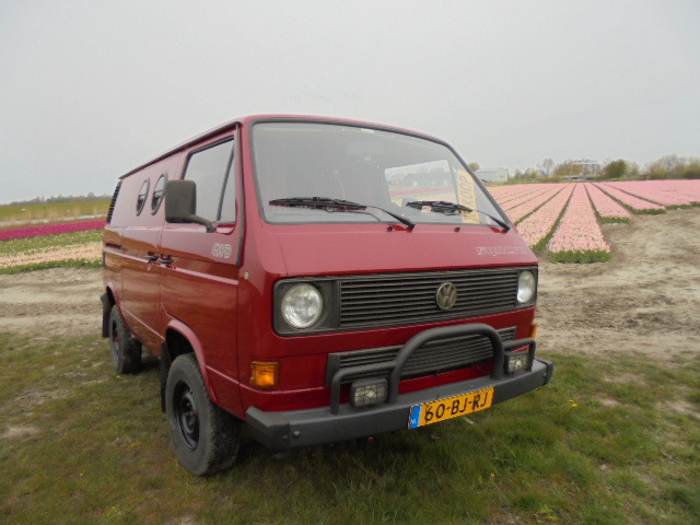 VOLKSWAGEN T3 Syncro 4X4 1.9 TD Wie neu! - Campervan: pilt 1 VOLKSWAGEN T3 Syncro 4X4 1.9 TD Wie neu! - Campervan: pilt 1