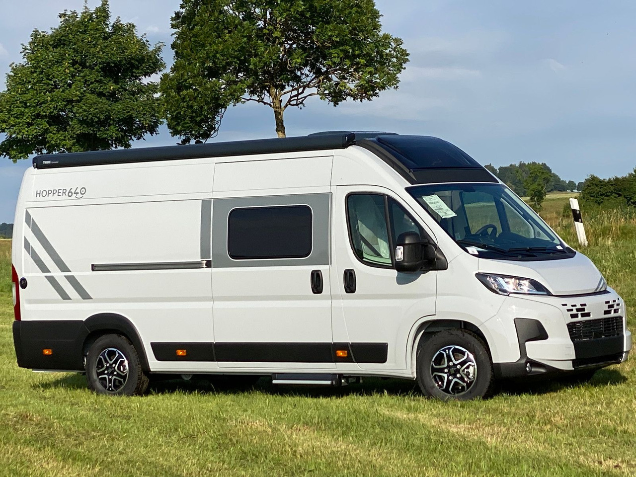 Carado 640 white Label Modell 25 vollaussattung,Automat - Campervan: pilt 1 Carado 640 white Label Modell 25 vollaussattung,Automat - Campervan: pilt 1