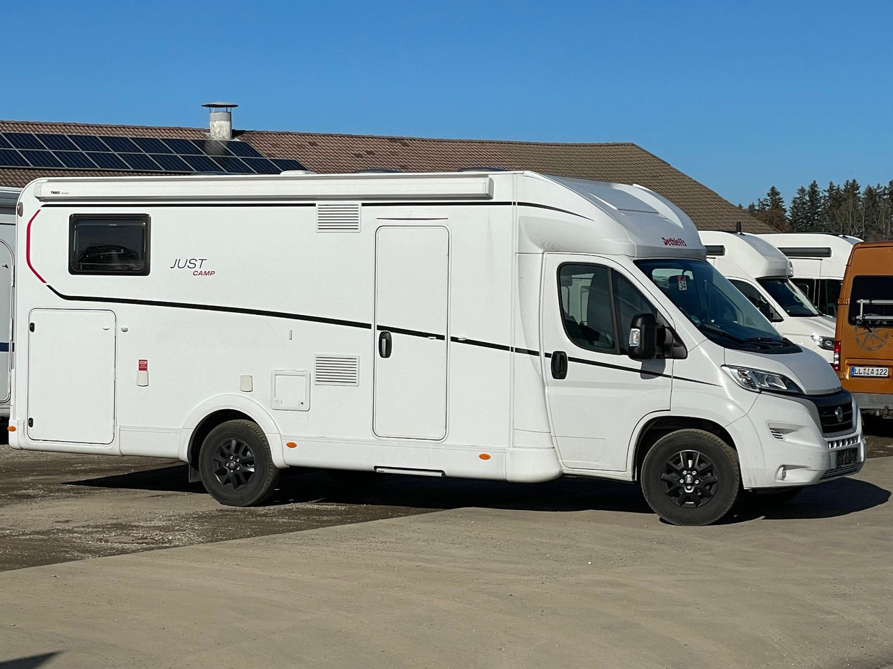 Dethleffs Just T 7052 EB mit Hubbett,Fiat - Poolintegreeritud matkaauto: pilt 2 Dethleffs Just T 7052 EB mit Hubbett,Fiat - Poolintegreeritud matkaauto: pilt 2
