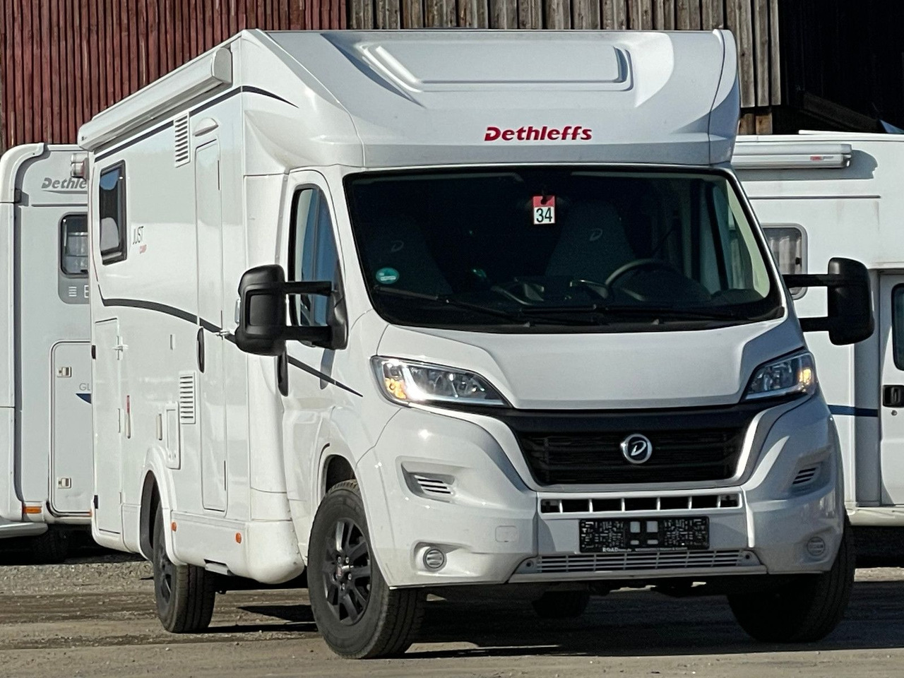 Dethleffs Just T 7052 EB mit Hubbett,Fiat - Poolintegreeritud matkaauto: pilt 1 Dethleffs Just T 7052 EB mit Hubbett,Fiat - Poolintegreeritud matkaauto: pilt 1