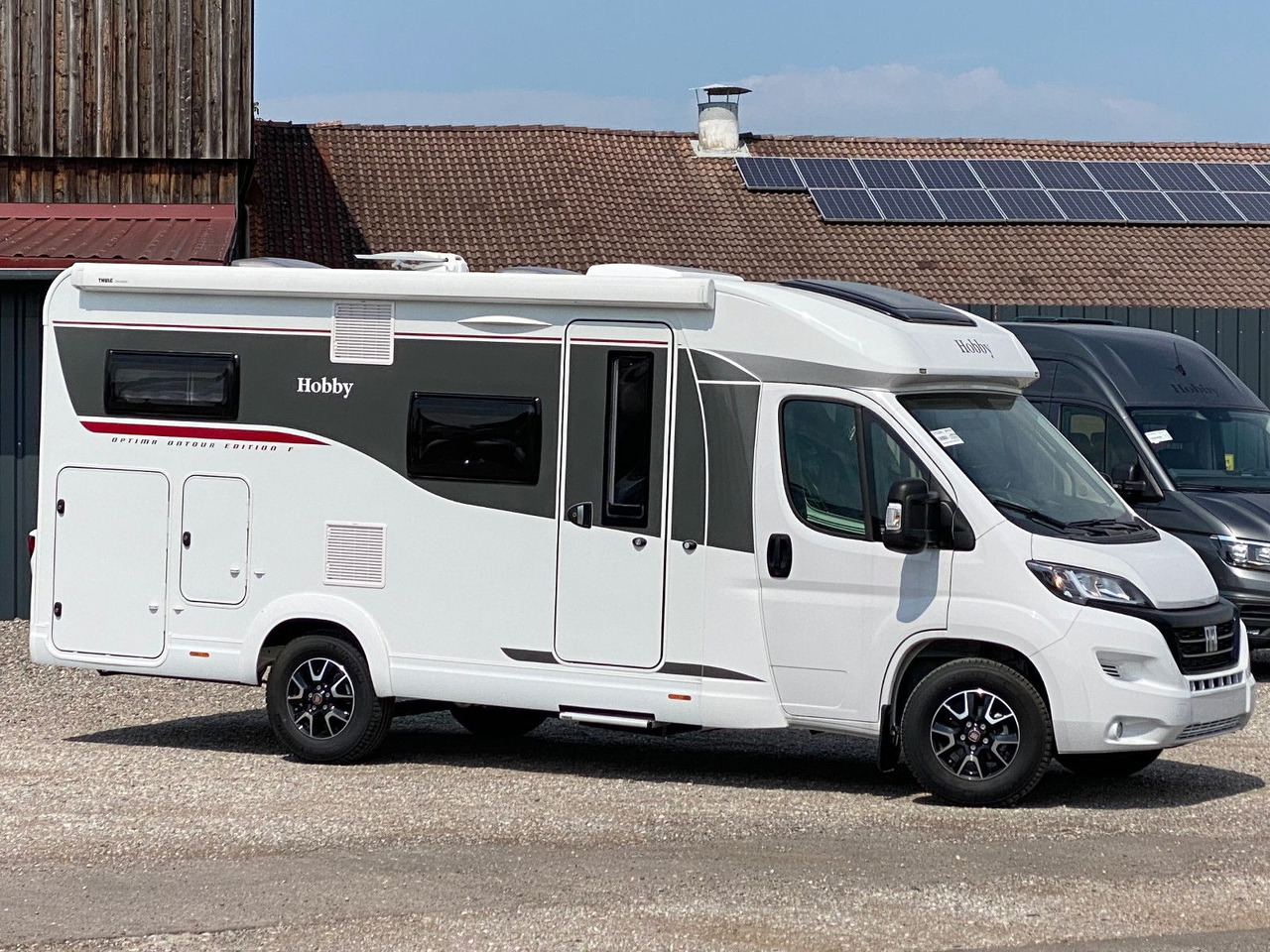 Hobby Optima ONTOUR Edition F V65 GE,SAT,Navi,Markise - Poolintegreeritud matkaauto: pilt 1 Hobby Optima ONTOUR Edition F V65 GE,SAT,Navi,Markise - Poolintegreeritud matkaauto: pilt 1