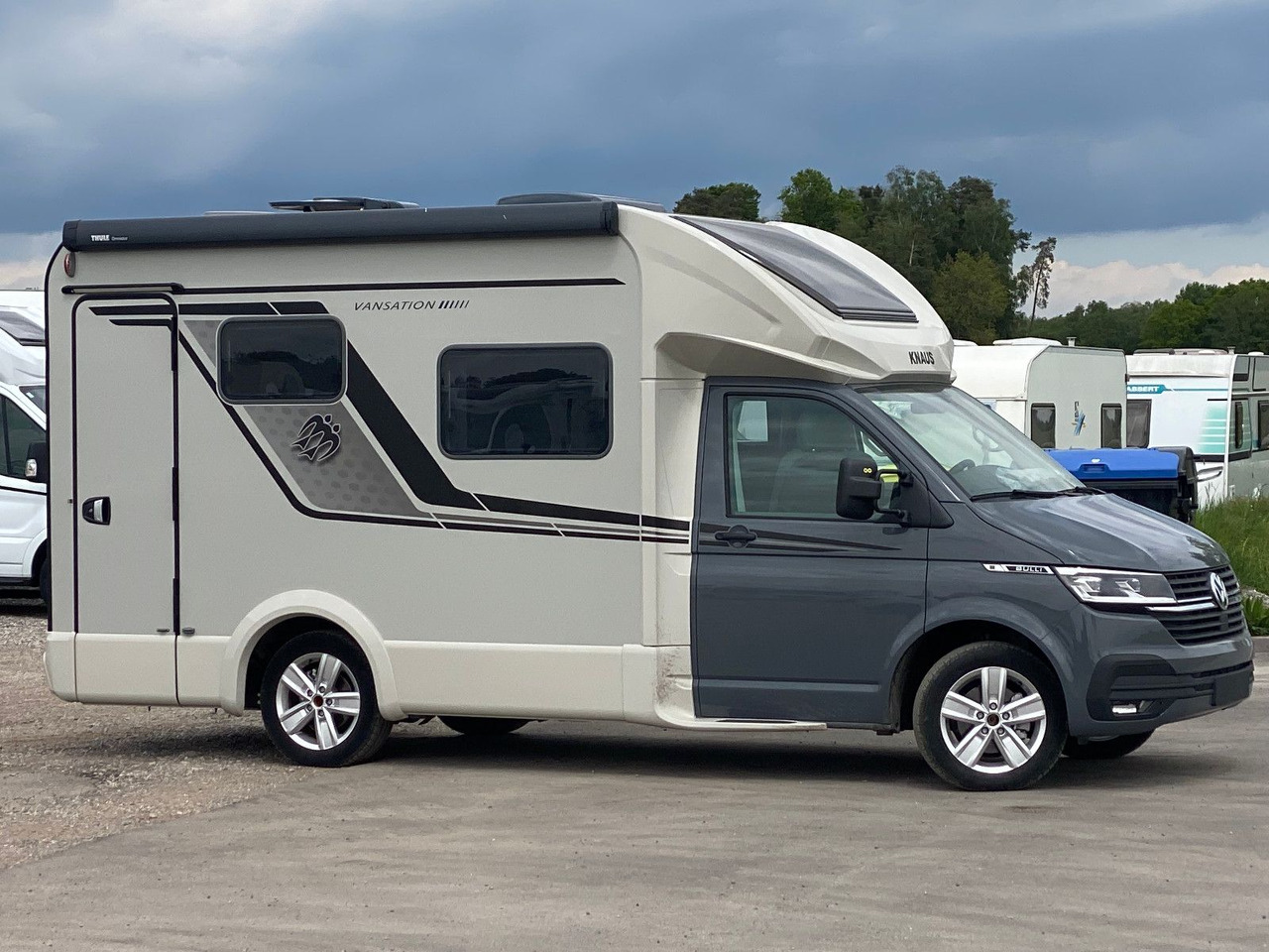 Knaus Tourer Van 500 LT, slide Bett, 4 P. Zulassung - Poolintegreeritud matkaauto: pilt 4 Knaus Tourer Van 500 LT, slide Bett, 4 P. Zulassung - Poolintegreeritud matkaauto: pilt 4