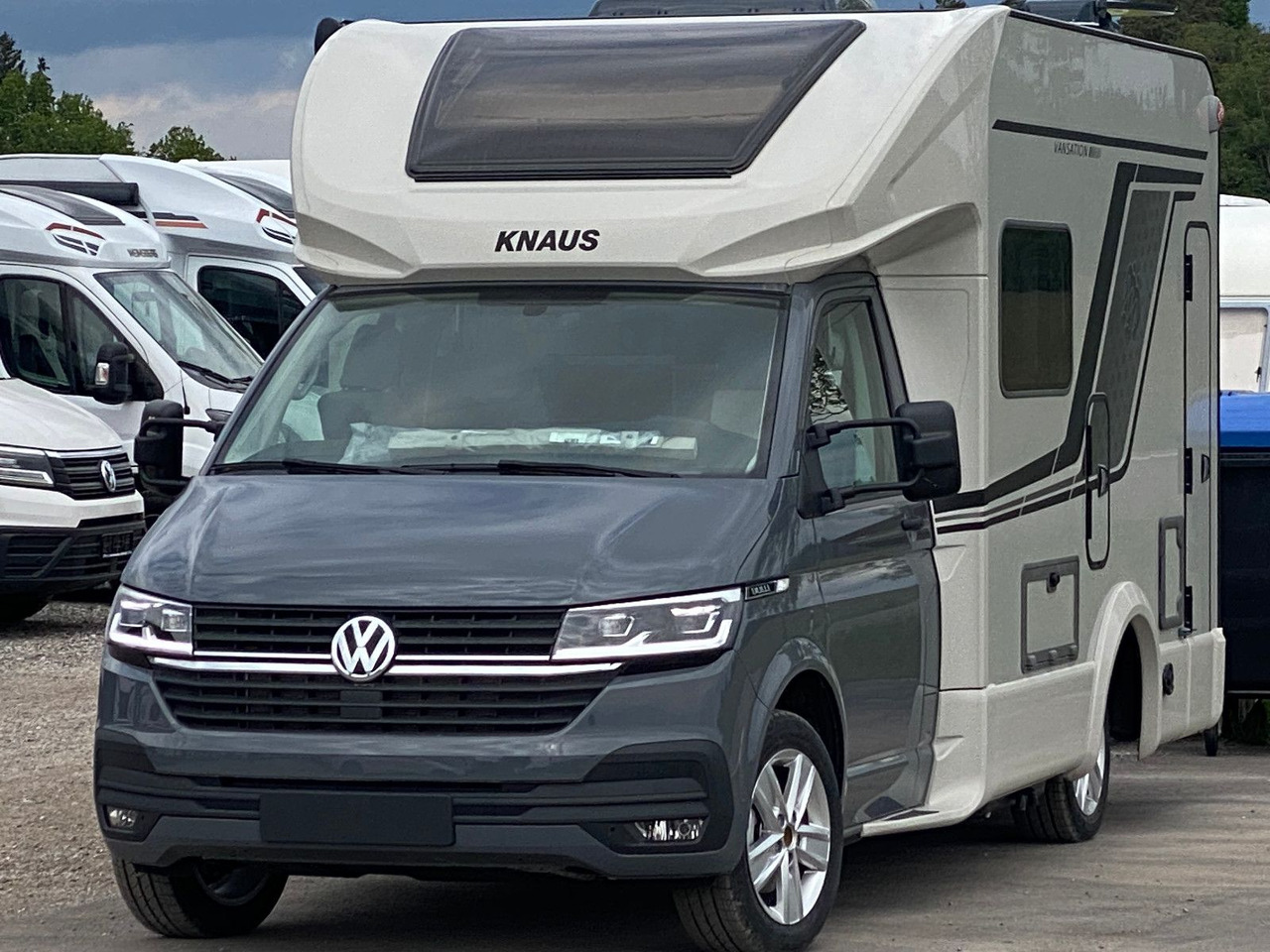 Knaus Tourer Van 500 LT, slide Bett, 4 P. Zulassung - Poolintegreeritud matkaauto: pilt 1 Knaus Tourer Van 500 LT, slide Bett, 4 P. Zulassung - Poolintegreeritud matkaauto: pilt 1