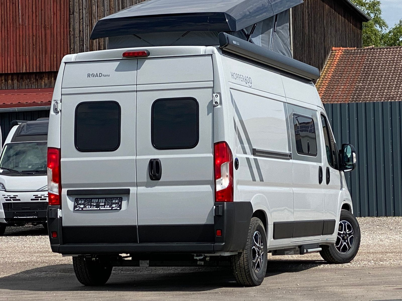 LMC INNOVAN 600 ,Aufstelldach,Automatik,25 Modell - Campervan: pilt 5 LMC INNOVAN 600 ,Aufstelldach,Automatik,25 Modell - Campervan: pilt 5