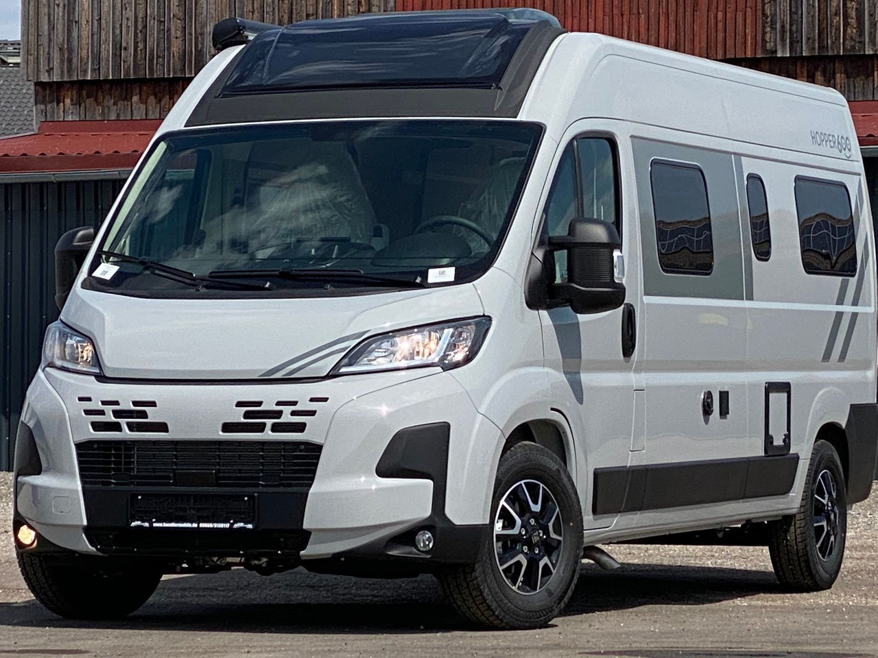 LMC INNOVAN 600 ,Dieselheizung,Modell 25 Skyroof - Campervan: pilt 1 LMC INNOVAN 600 ,Dieselheizung,Modell 25 Skyroof - Campervan: pilt 1