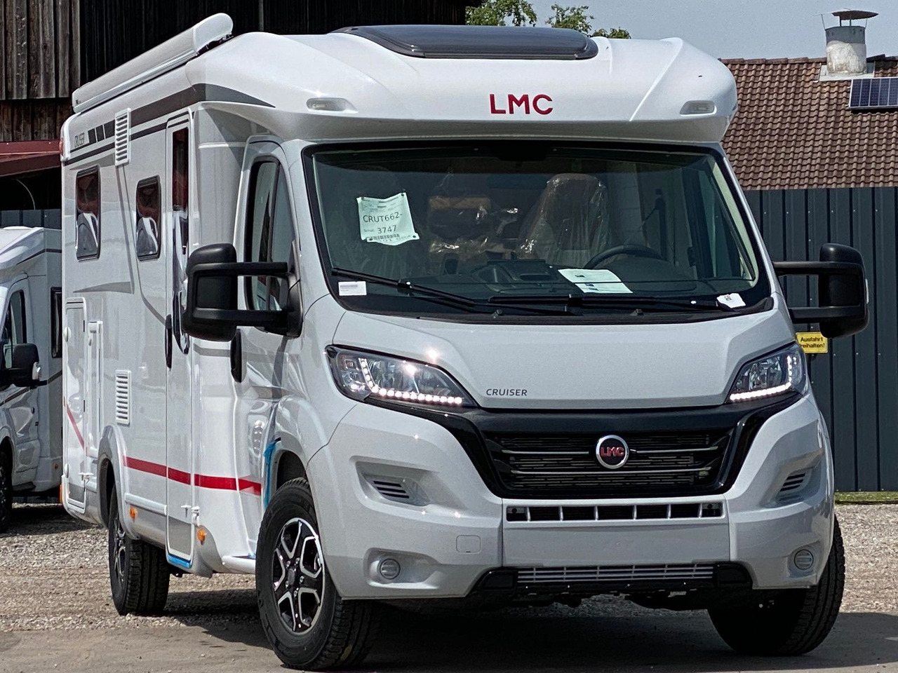 LMC T 662 Grey Selection,Automatik, Markise - Poolintegreeritud matkaauto: pilt 1 LMC T 662 Grey Selection,Automatik, Markise - Poolintegreeritud matkaauto: pilt 1
