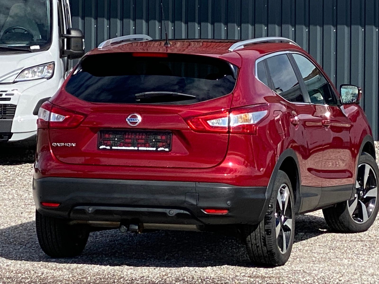 Nissan Qashqai 360° 4x4 - Maastur: pilt 5 Nissan Qashqai 360° 4x4 - Maastur: pilt 5