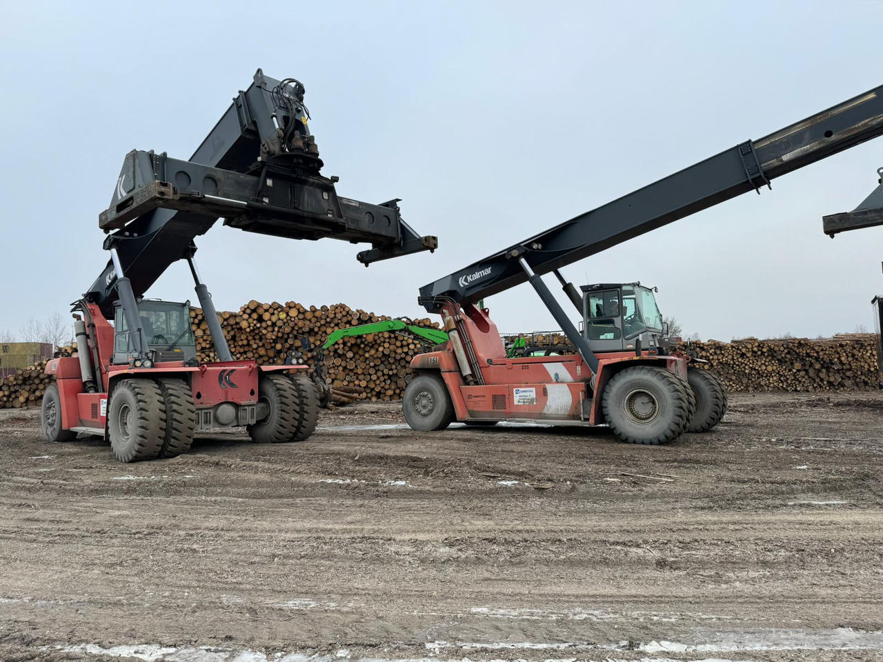 KALMAR DRF420-60S5 BJ: 2011 BStd: 23579h - Konteinerite käitleja: pilt 5 KALMAR DRF420-60S5 BJ: 2011 BStd: 23579h - Konteinerite käitleja: pilt 5