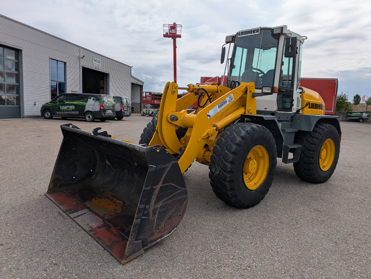 LIEBHERR L514 Radlader Schnellwechsler Schaufel - Rataslaadur: pilt 1 LIEBHERR L514 Radlader Schnellwechsler Schaufel - Rataslaadur: pilt 1