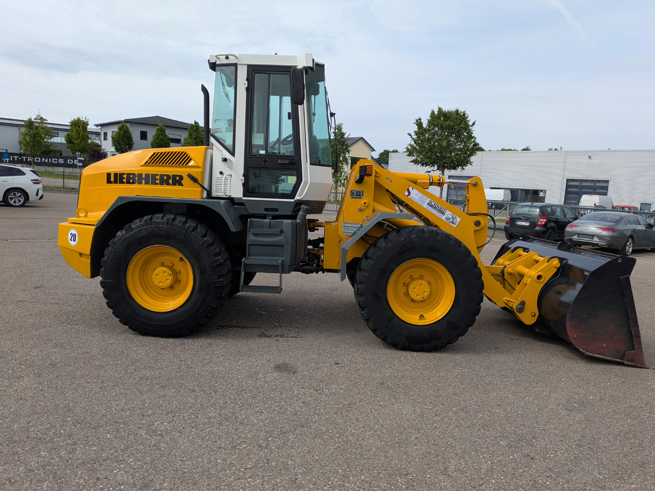 LIEBHERR L514 Radlader Schnellwechsler Schaufel - Rataslaadur: pilt 4 LIEBHERR L514 Radlader Schnellwechsler Schaufel - Rataslaadur: pilt 4