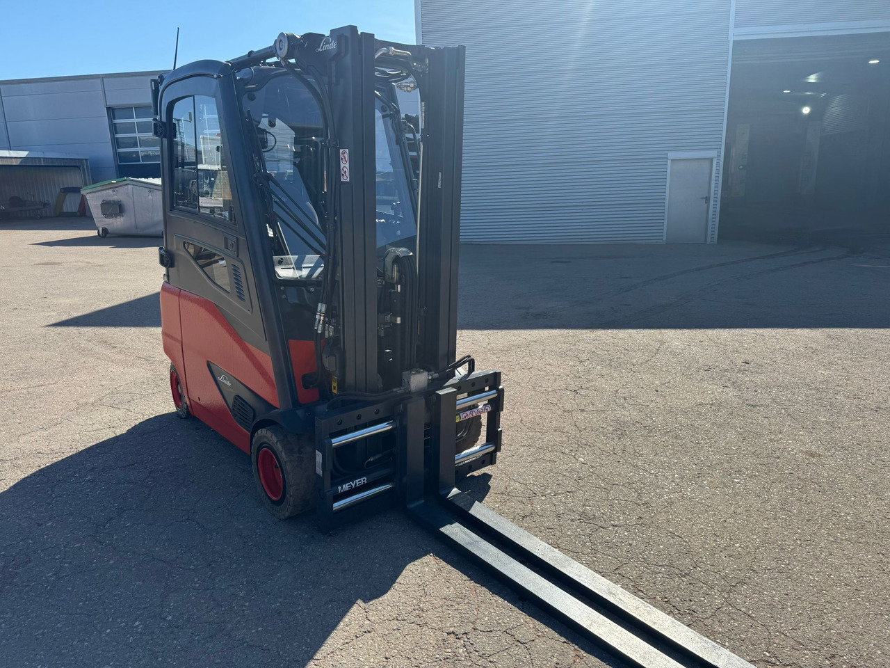 LINDE E20PHL-02 Elektro Triplex Kabine Heizung integriertes Ladegerät - Elektritõstuk: pilt 2 LINDE E20PHL-02 Elektro Triplex Kabine Heizung integriertes Ladegerät - Elektritõstuk: pilt 2