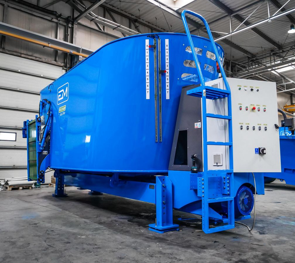 Euromilk FXX 2400-Stationärmischer-Elektro - Söödasegamisvanker: pilt 4 Euromilk FXX 2400-Stationärmischer-Elektro - Söödasegamisvanker: pilt 4