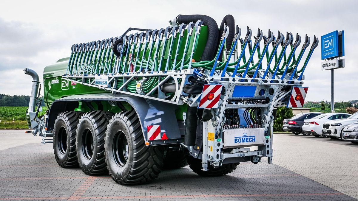 Euromilk Pumpass PX 27000-Tridem-Fendt grün - Lägapütt: pilt 3 Euromilk Pumpass PX 27000-Tridem-Fendt grün - Lägapütt: pilt 3