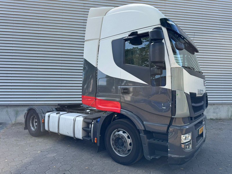 Iveco Stralis AS 420 / 10 In Stock / 2 Tanks / NL Truck - Sadulveok: pilt 2 Iveco Stralis AS 420 / 10 In Stock / 2 Tanks / NL Truck - Sadulveok: pilt 2