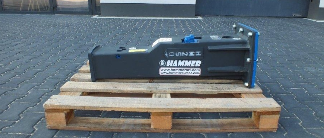 HAMMER HM 500 Hydraulic breaker 360KG - Hüdrauliline haamer - Ekskavaator: pilt 1 HAMMER HM 500 Hydraulic breaker 360KG - Hüdrauliline haamer - Ekskavaator: pilt 1