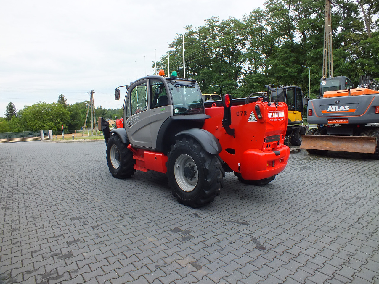 MANITOU MT1840 - Teleskooprataslaadur - Ekskavaator: pilt 3 MANITOU MT1840 - Teleskooprataslaadur - Ekskavaator: pilt 3
