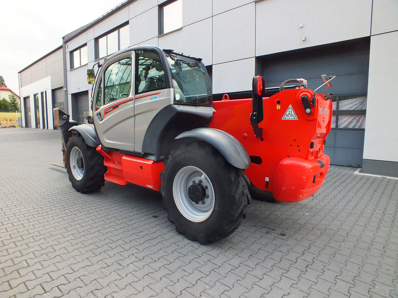 MANITOU MT1840 - Teleskooprataslaadur - Ekskavaator: pilt 3 MANITOU MT1840 - Teleskooprataslaadur - Ekskavaator: pilt 3