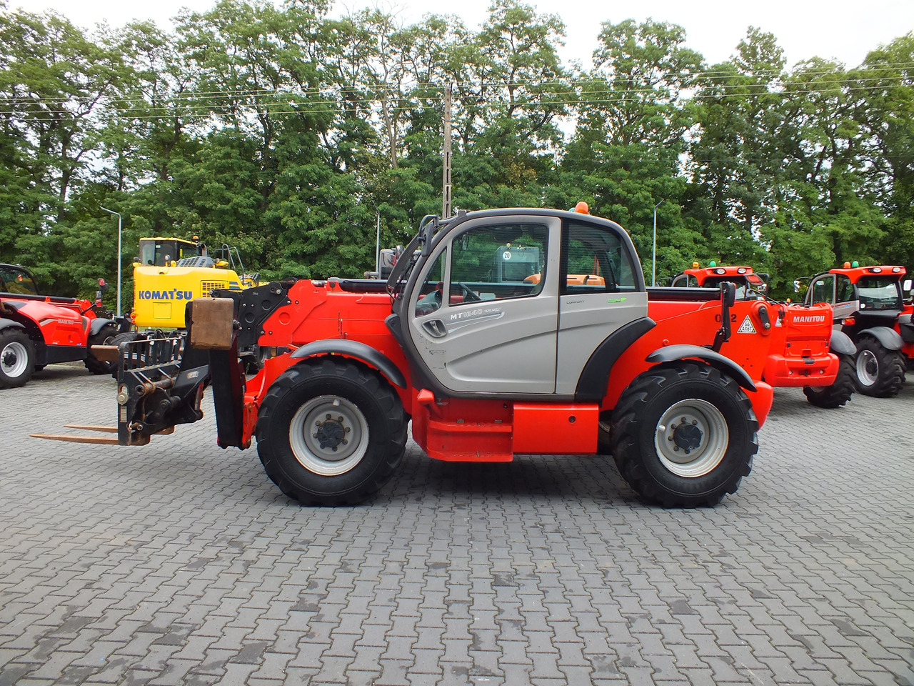 MANITOU MT1840 - Teleskooprataslaadur - Ekskavaator: pilt 2 MANITOU MT1840 - Teleskooprataslaadur - Ekskavaator: pilt 2